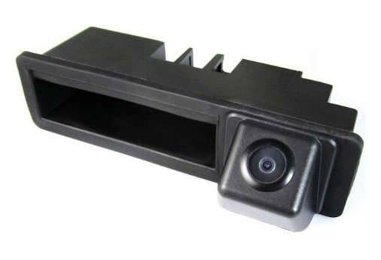 Imagen del producto CÁMARA PERSONALIZADA TRASERA UBICADA EN PORTÓN PARA AUDI